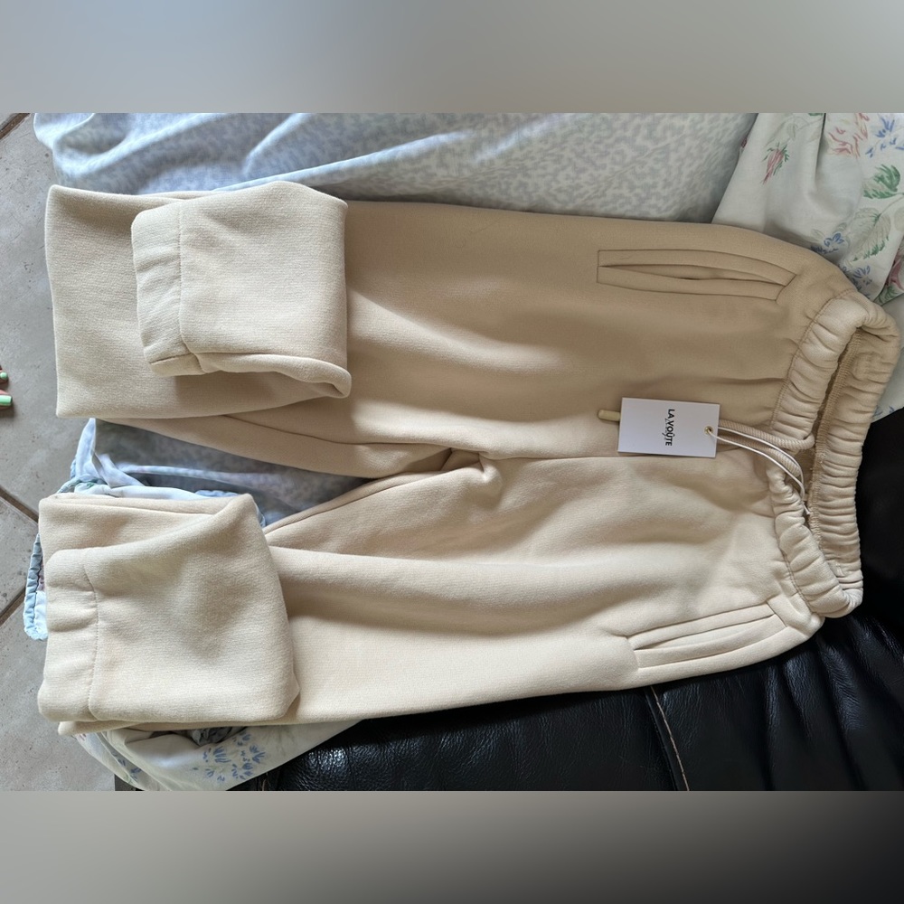 La Voute Adrienne Bailón brand loungewear
